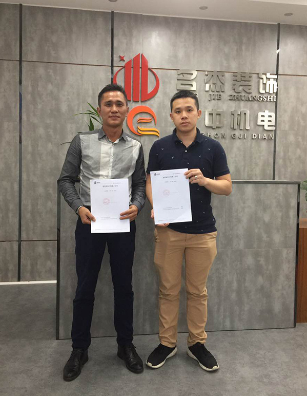 办公室叼嘿网站视频设计.jpg 办公室叼嘿网站视频设计.jpg