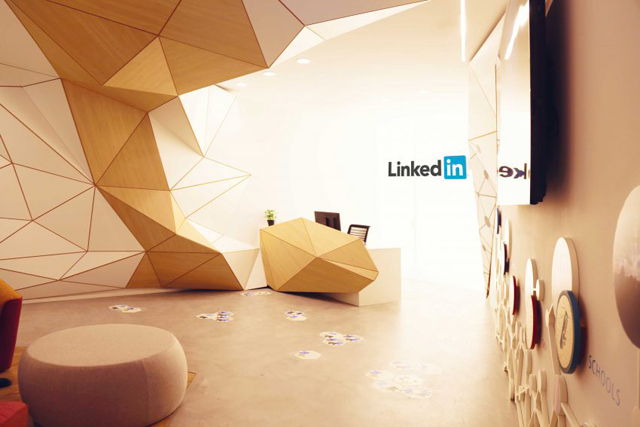 办公室叼嘿网站视频设计.jpg 办公室叼嘿网站视频设计.jpg