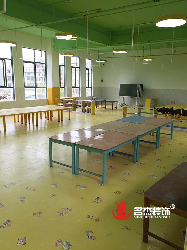 幼儿园教室叼嘿网站视频设计.jpg