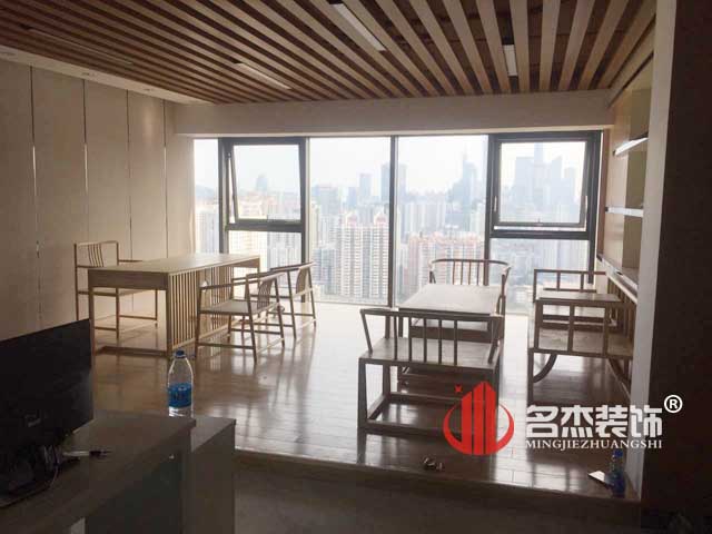 办公室叼嘿网站视频.jpg