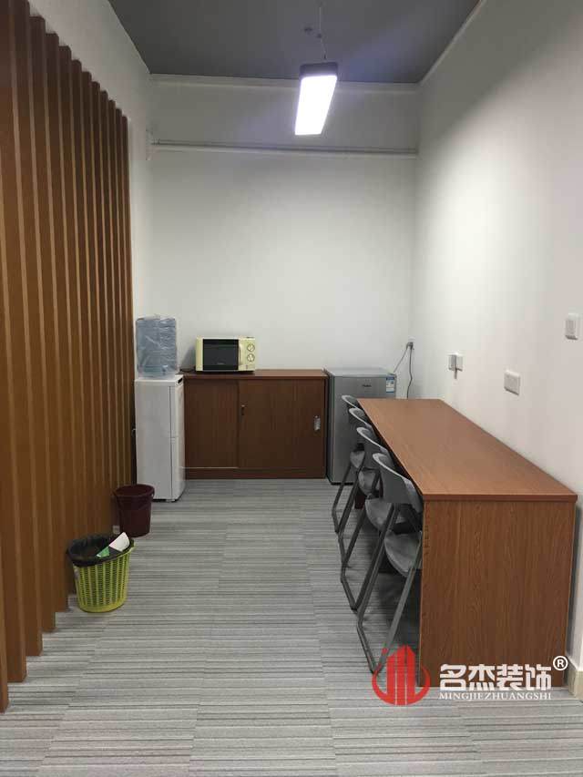 办公室叼嘿网站视频设计实景图.jpg