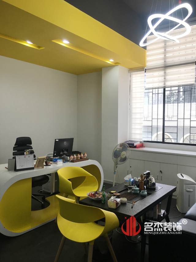 总经理室完工照.jpg 总经理室完工照.jpg