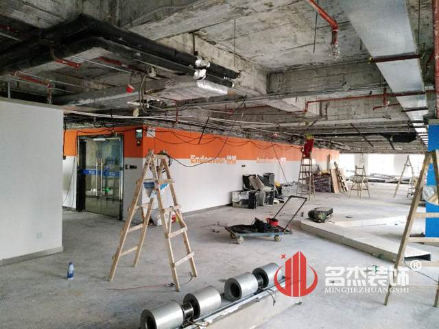 教育培训叼嘿网站视频施工照.jpg