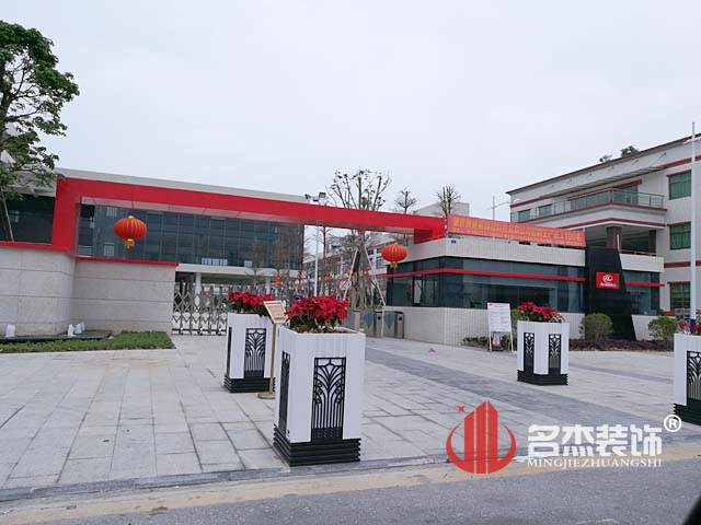 办公室叼嘿网站视频.jpg