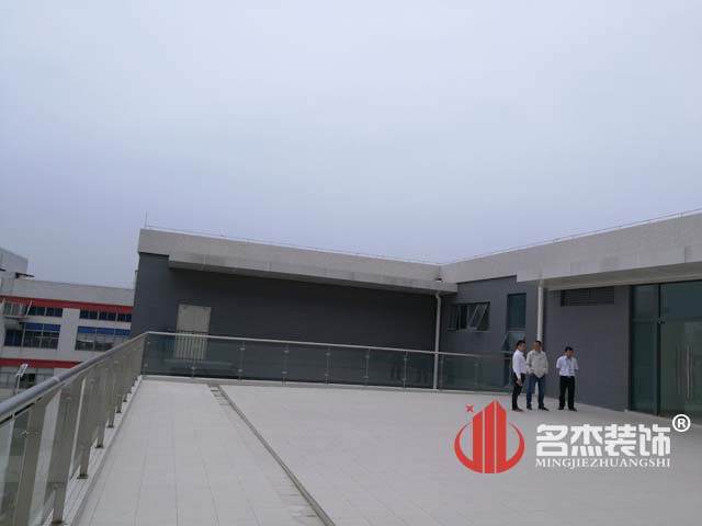 办公室叼嘿网站视频设计施工现场.jpg