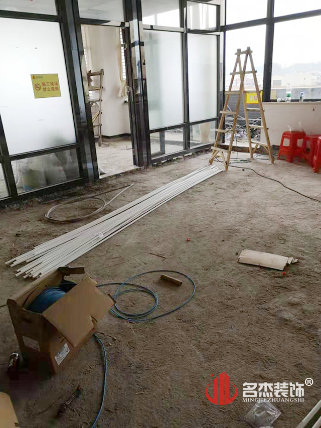 办公室叼嘿网站视频设计.jpg 办公室叼嘿网站视频设计.jpg