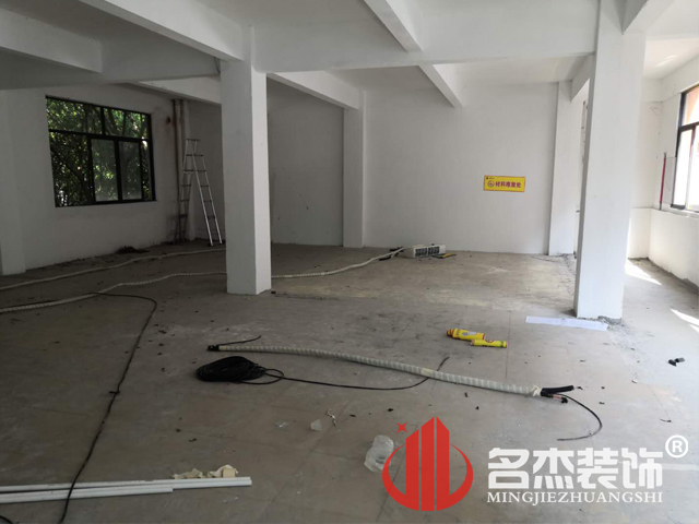 办公室叼嘿网站视频