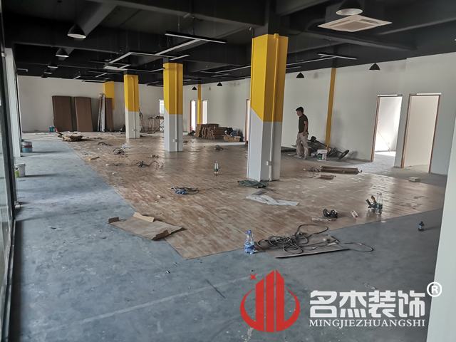 办公室叼嘿网站视频