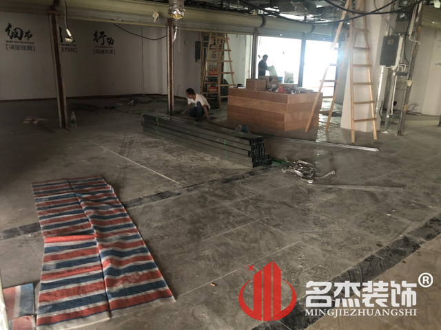 办公室叼嘿网站视频