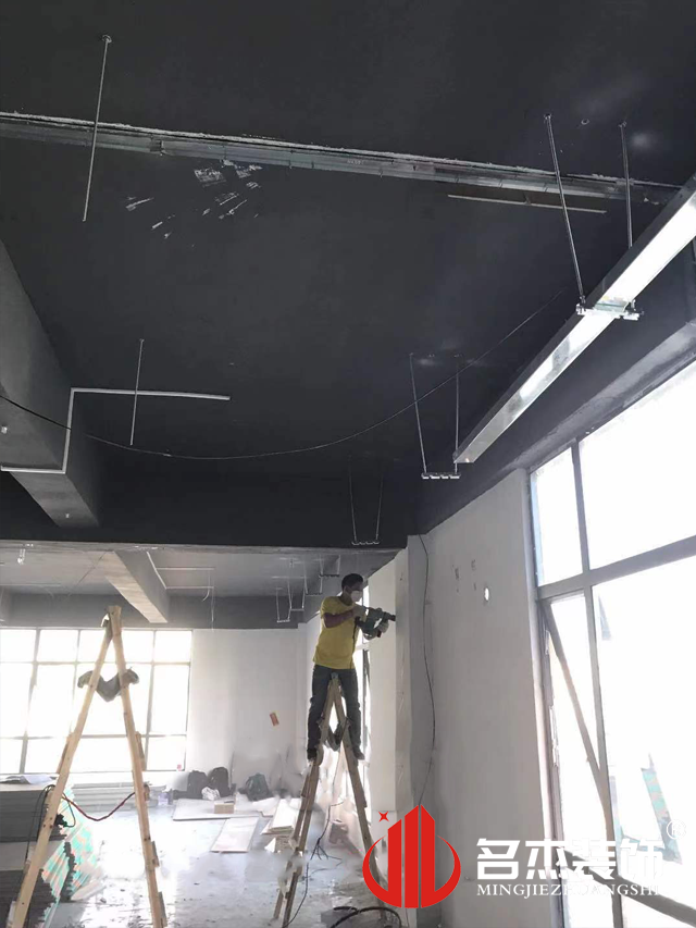 办公室叼嘿网站视频