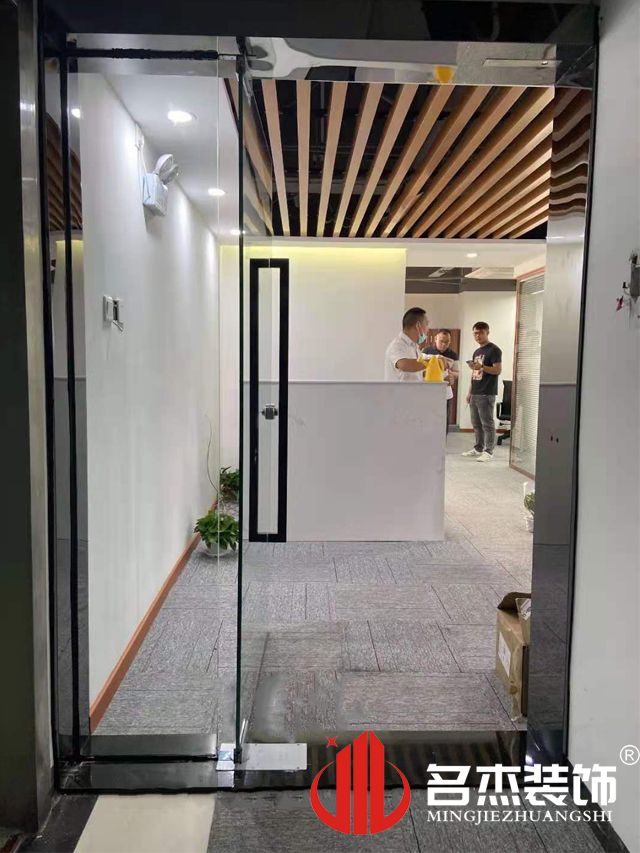 办公室叼嘿网站视频设计