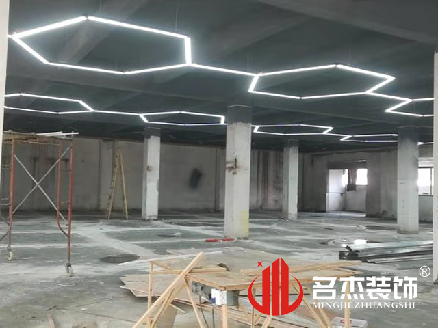 办公室叼嘿网站视频设计
