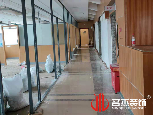 办公室叼嘿网站视频设计