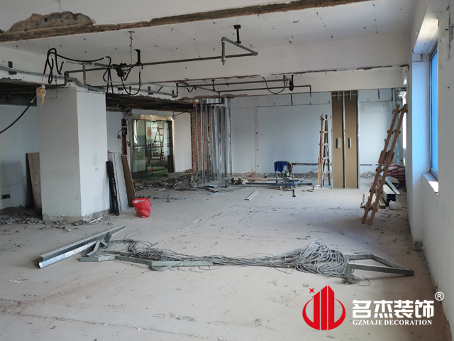 广州办公室叼嘿网站视频设计