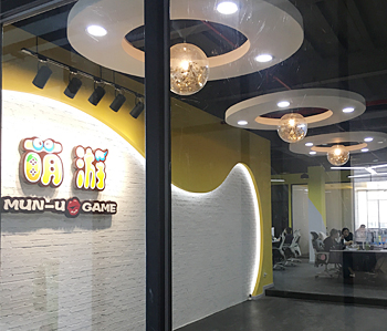 萌游办公室叼嘿网站视频项目顺利完工啦！
