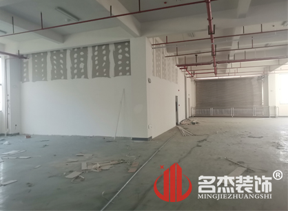 华乐充气制品办公室叼嘿网站视频项目紧张进行中