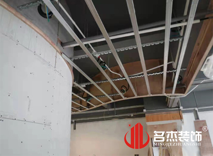 巡工地日记，鉴丰香精香料办公室叼嘿网站视频项目紧张进行中